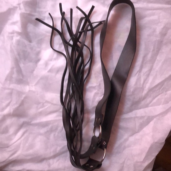 Set of 2 belts black and red - Picture 4 of 4